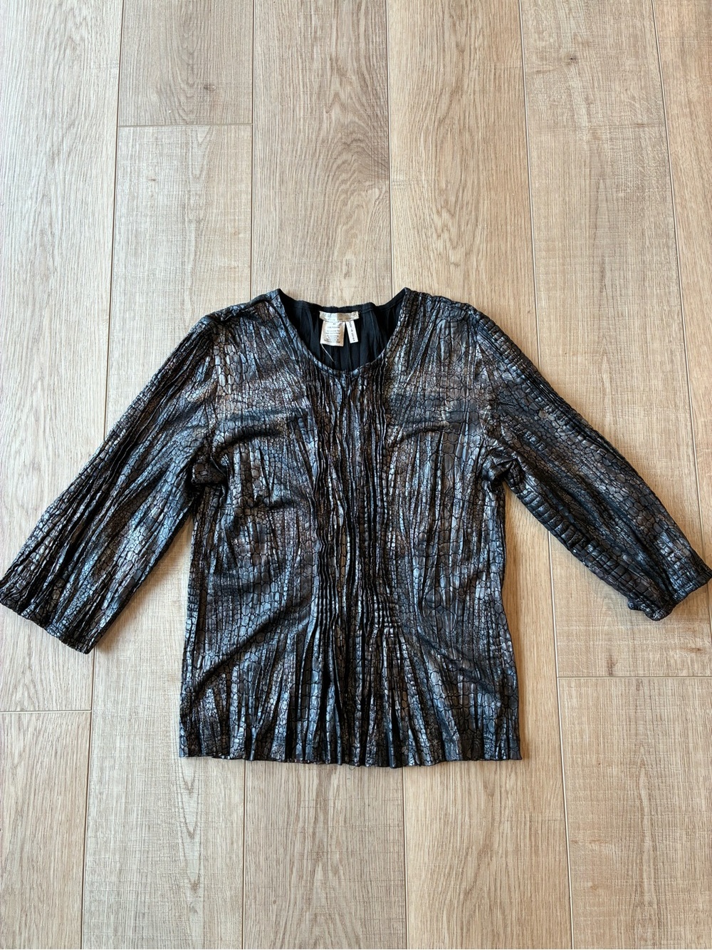 Vintage 90s Vamp Alberto Makali Metallic Animal Print Blouse in Black/Silver Med
